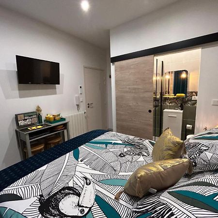 Bed and Breakfast La Maddyson Нарбонна Экстерьер фото